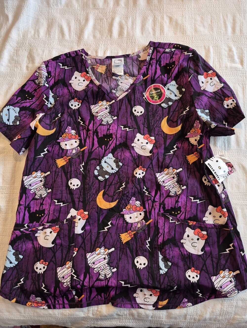 Hello Kitty women's Large short sleeve scrub top purple, Halloween design NWT
